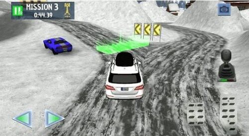 惊险雪地车游戏